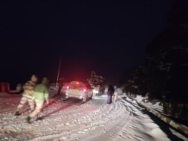 ITBP rescues 17 tourists stranded in snow at 13,500 feet near Nathu La in Sikkim