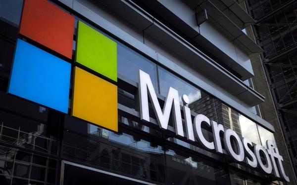 At least 10 hacking groups using Microsoft software flaw