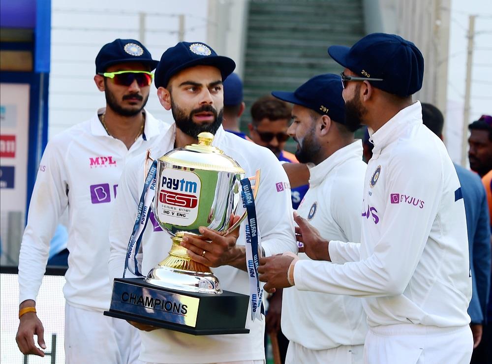 Our bench strength is extremely strong, it will help when transition happens: Kohli