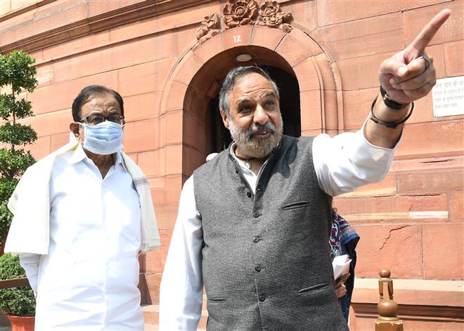 No groups in Cong, will fight poll battles together: G23 member Anand Sharma thaws a little