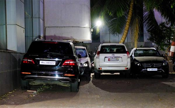 Ambani security scare: Two cars allegedly used by Vaze seized