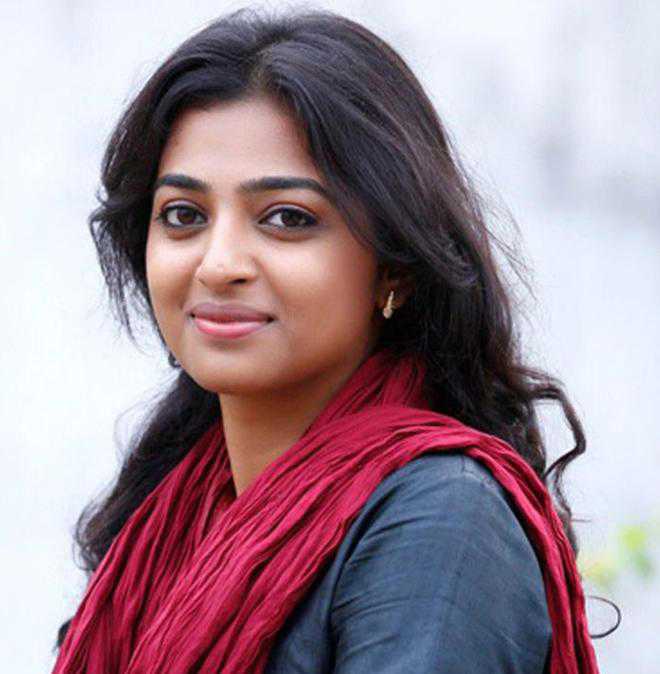 Radhika Apte to play spy in 'Mrs Undercover'