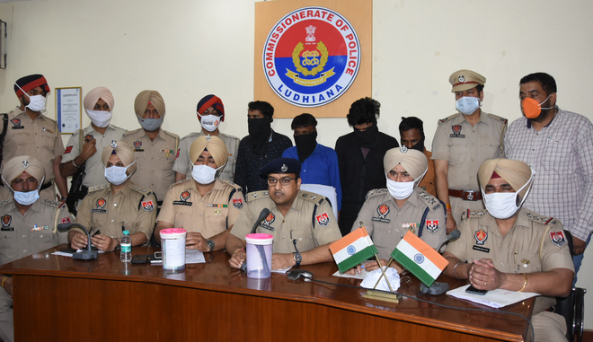 Rs 8.5-lakh robbery case cracked, four arrested