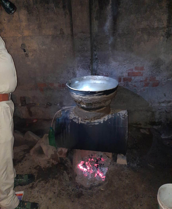 400 litre illicit liquor, 1.16L kg lahan seized in Amritsar village