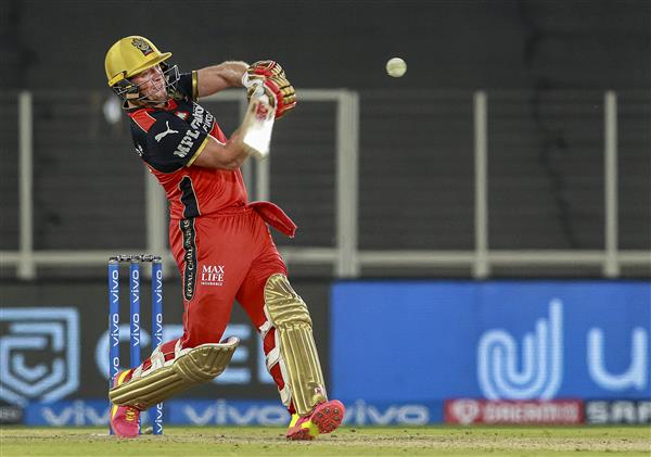 IPL 2021: De Villiers delivers again RCB pip DC by one run