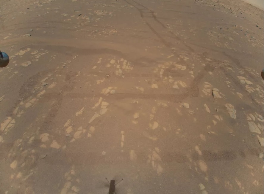 Photo of Un hélicoptère innovant prend la première photographie aérienne couleur de Mars: The Tribune India