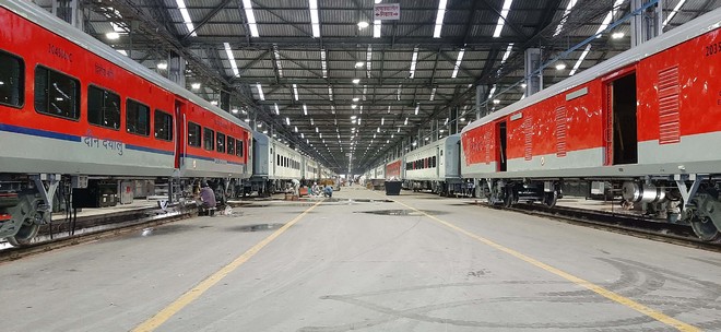 Rail Coach Factory Kapurthala supplies 1,210 kg liquid oxygen to Amritsar hospital