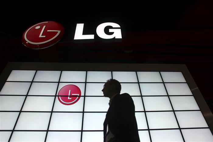 South Korea's LG becomes first major smartphone brand to withdraw from market