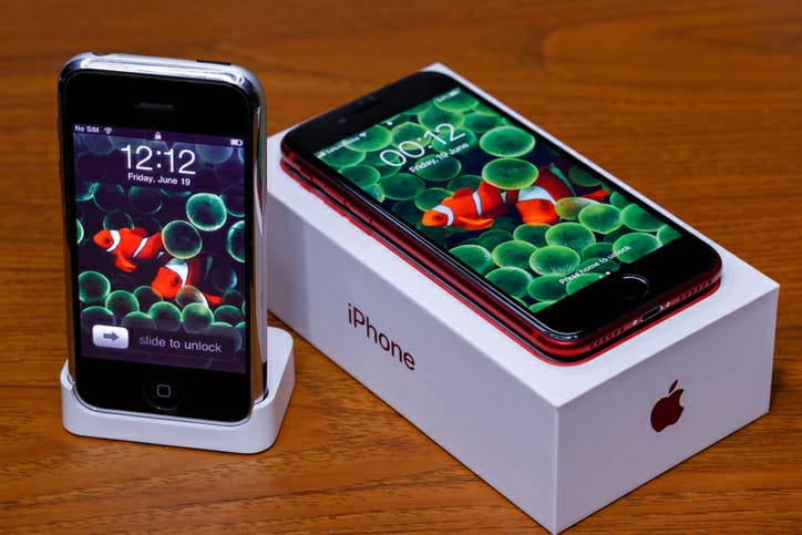 Man orders apples from grocery shop, gets iPhone and it was not a mistake; here's how