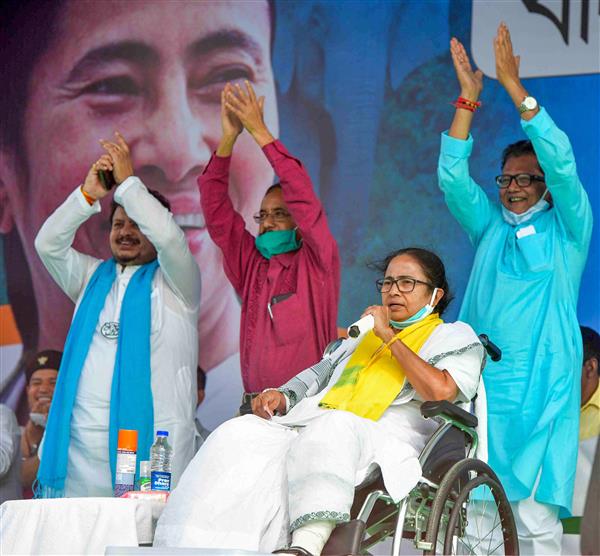 ‘Is he God or superhuman’, Mamata takes swipe at PM Modi for predicting BJP victory in Assembly polls
