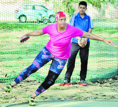 Delhi CWG gold medallist Krishna Poonia tests positive for COVID-19