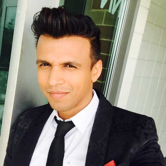 Abhijeet Sawant tests positive for COVID-19