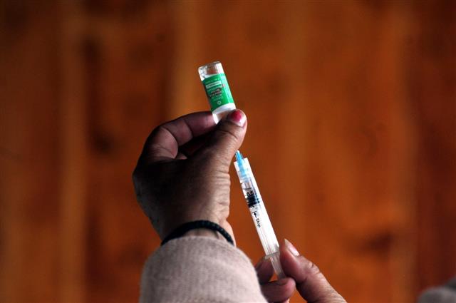 Devendra Fadnavis' 22-year-old nephew Tanmay gets Covid vaccine, draws flak