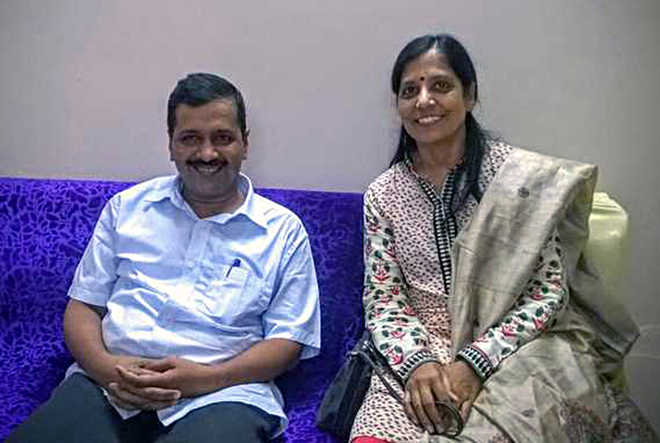 Delhi CM’s wife tests positive for COVID-19