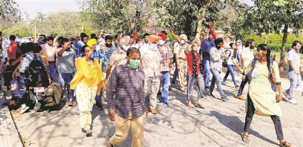 Punjabi University teachers, students hold separate protests