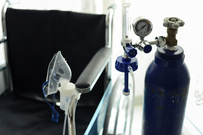 High demand shoots up oxygen cylinder price