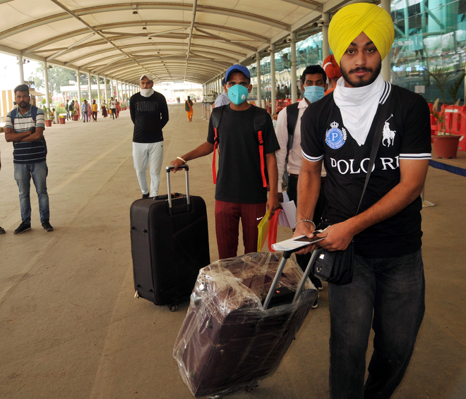 Many set to leave for Canada stuck as Indian flights banned