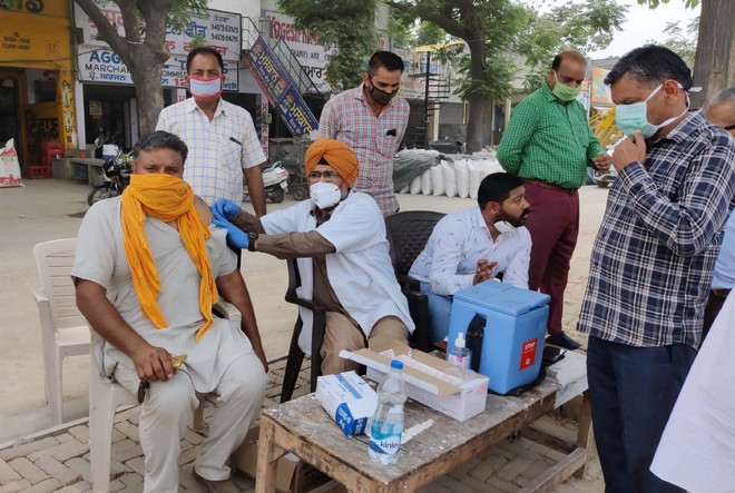6,000 get jab at grain markets in Punjab