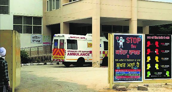 Amid oxygen, bed shortage, NCR patients head to Punjab