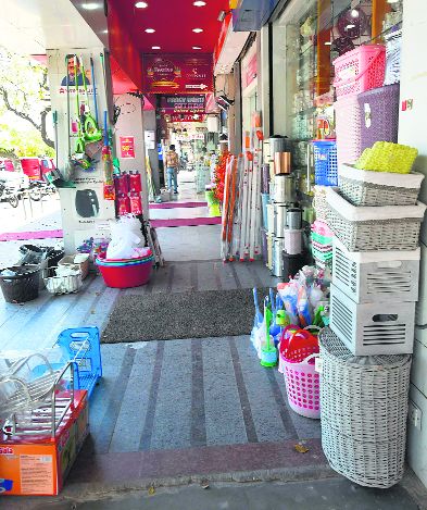 Now, encroachers will have to collect their seized goods from Chandigarh MC store