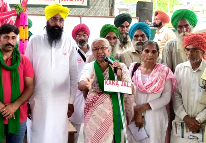 Farmers' agitation: Mitti Satyagrah Yatra reaches Tikri border
