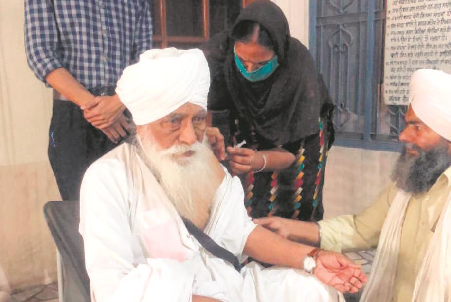 Religious leaders boost drive, 290 inoculated in two days in Punjab