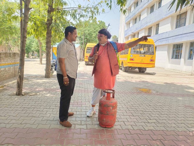 NGO member stages protest against gas godown near school