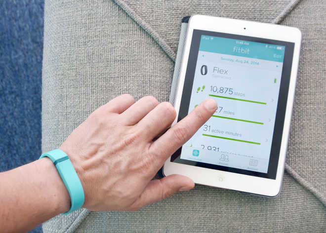 Fitbit app to let you know if you snore loudly