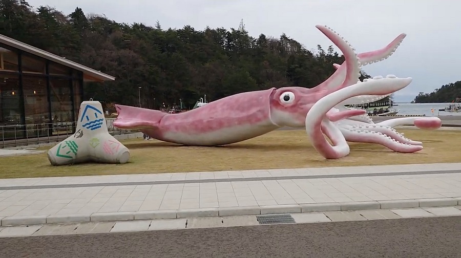 Japan town builds giant squid with COVID-19 relief funds
