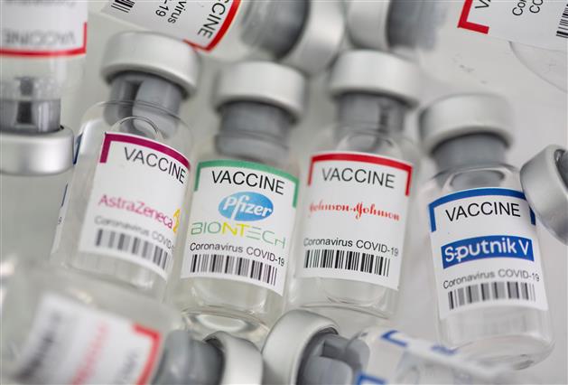 Mixing COVID-19 vaccine doses safe but increases side effects: UK study