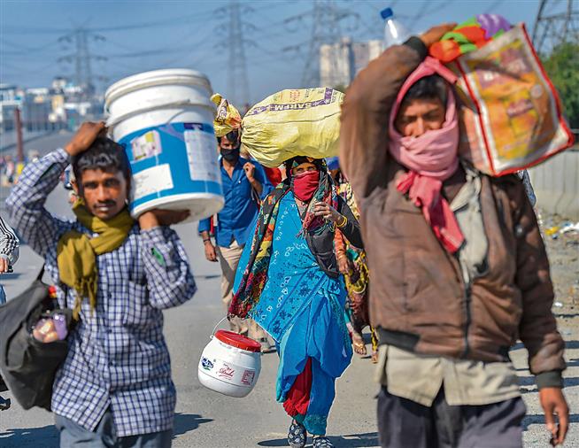 Provide food, ration for stranded migrants, Supreme Court tells Delhi, Uttar Pradesh and Haryana