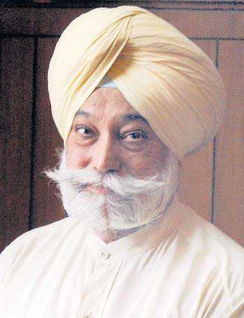 Bir Devinder Singh: Give Bassi Pathana jail restoration work to experts