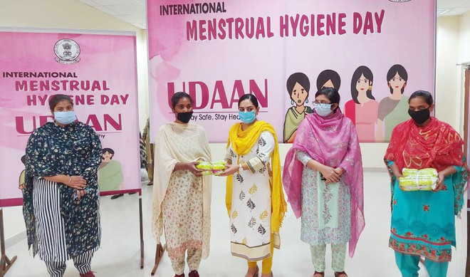 Udaan scheme: 1 lakh women to receive sanitary pads for free