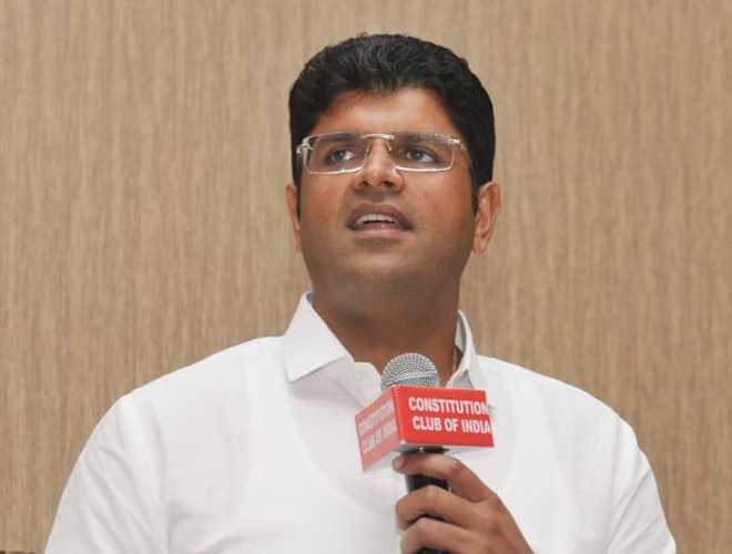 50,000 wheat growers to get dues by today, says Dushyant Chautala