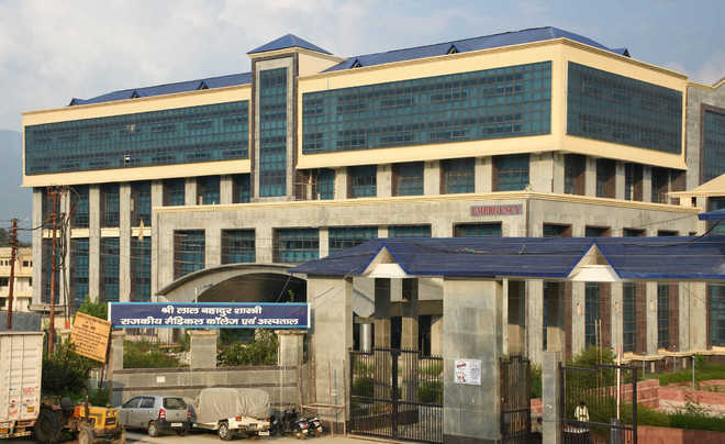 No beds available, admissions stopped at Nerchowk hospital