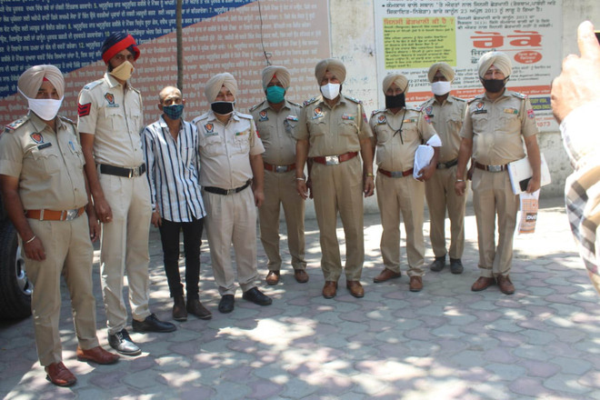 Delhi man held with 1-kg heroin