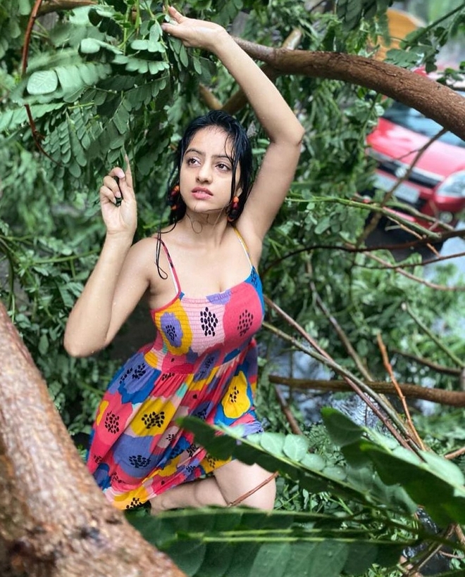 Deepika Singh slammed for posing with uprooted tree