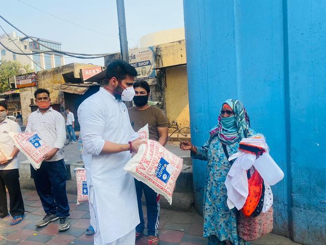 NSUI distributes ration among needy