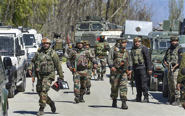 Militants shoot dead special police officer, wife and daughter in J-K’s Pulwama