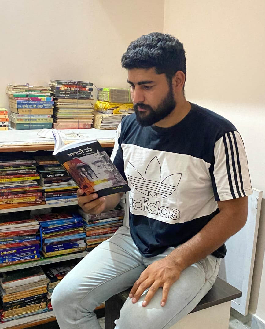 26-year-old on a mission to spread the love for books