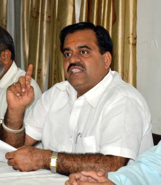 BJP mocks Akali-BSP tie-up in Punjab, terms it 'failed attempt'