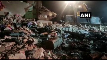 8 killed in cylinder explosion in UP, building collapses