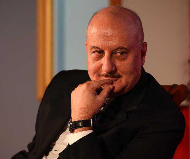 Anupam Kher says his Twitter following shrunk by 80,000 in 36 hours