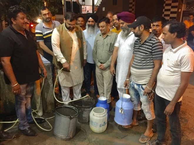 Residents irked over irregular water supply in Mandi Ahmedgarh