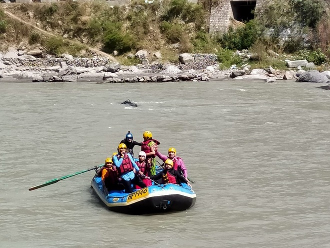 River rafting resumes in Kullu, stakeholders upbeat
