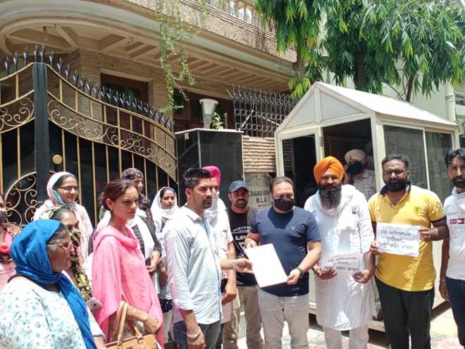 Teachers gherao MLA’s residence over written test for vacant posts