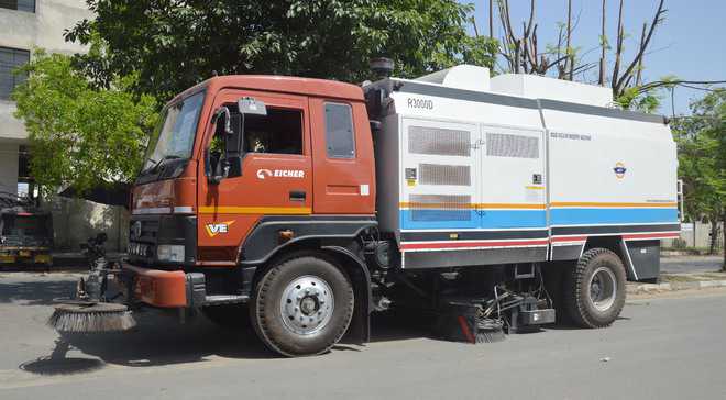Shimla MC gets cleaning machines