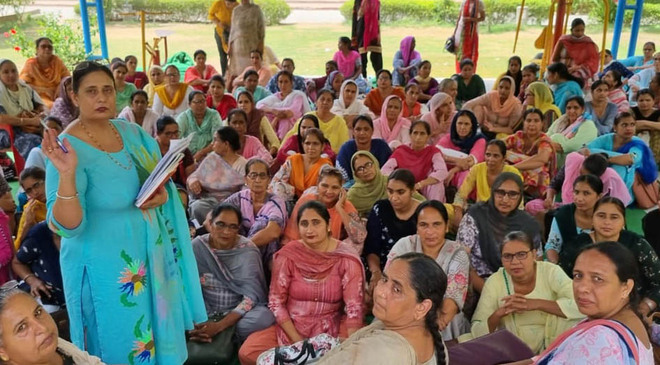 Anganwadi workers plan gherao of Punjab ministers’ houses