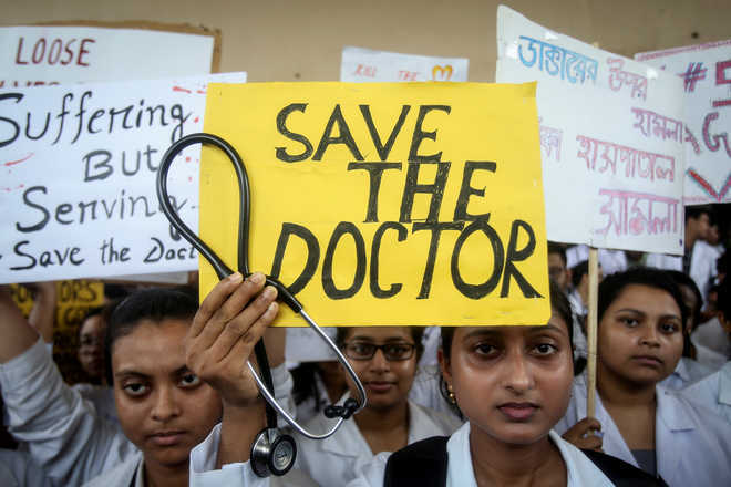 Protesting cut in NPA, Punjab govt doctors to boycott health, veterinary services, including OPDs, from July 12-14, indefinite stir from July 19