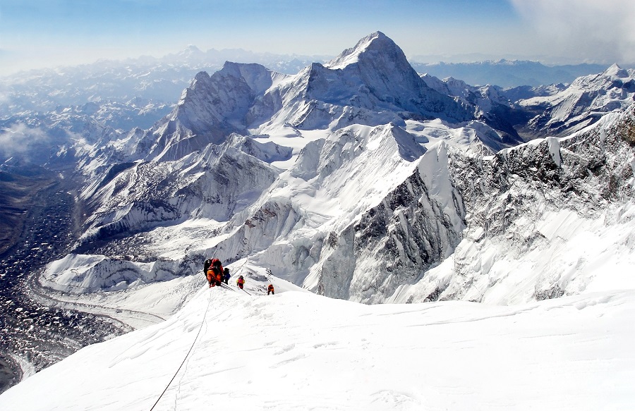 457 mountaineers climbed Everest this spring